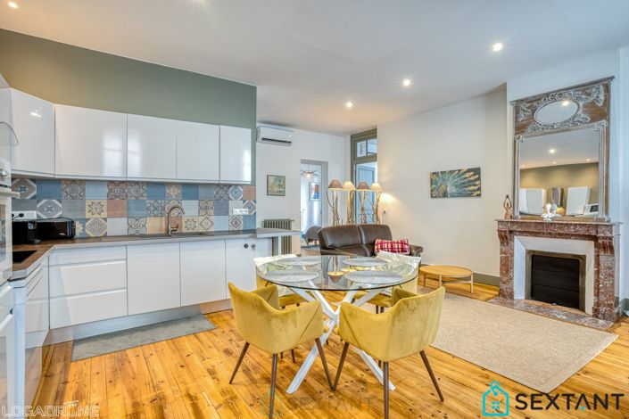 Image No.12-5 Bed Property for sale