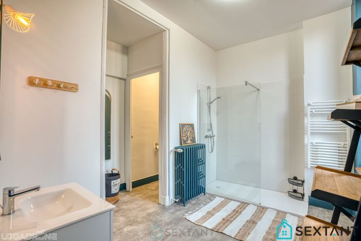 Image No.14-5 Bed Property for sale