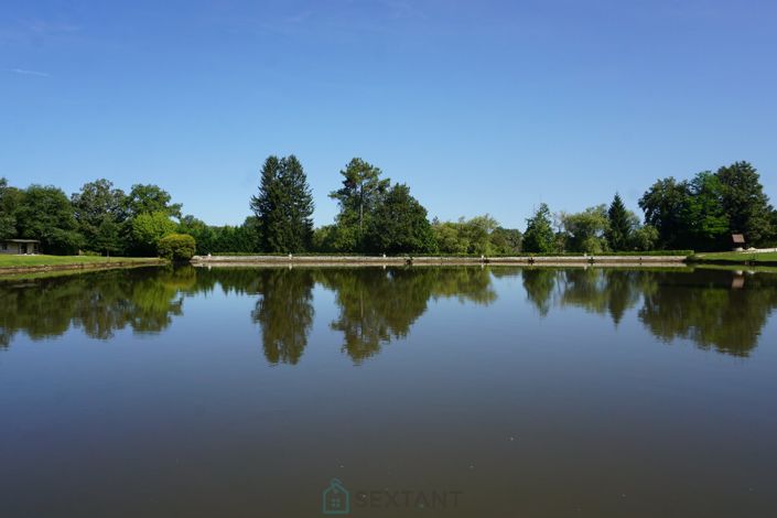 Image No.12-4 Bed Property for sale