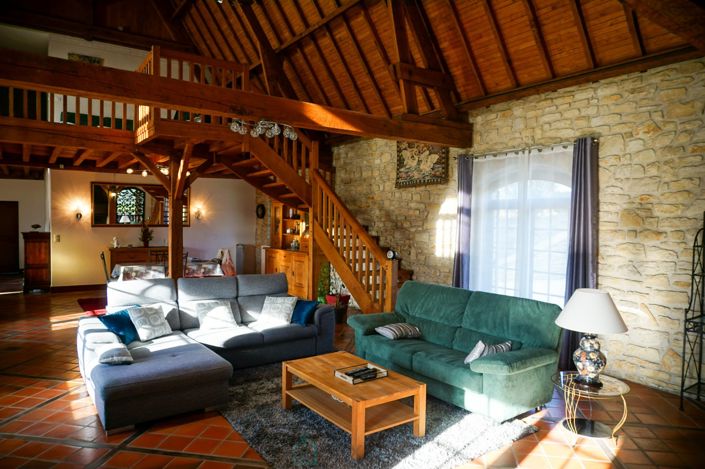 Image No.19-4 Bed Property for sale