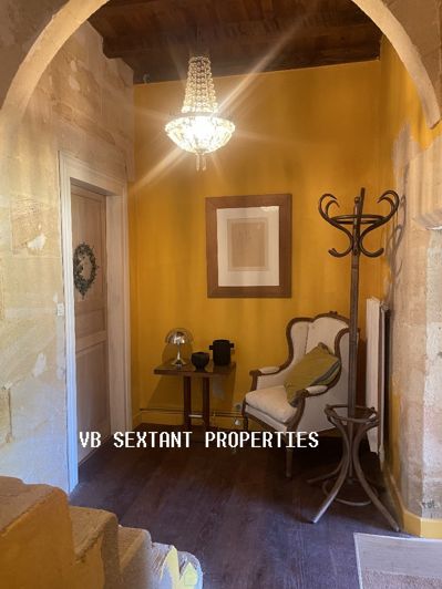 Image No.3-6 Bed Property for sale