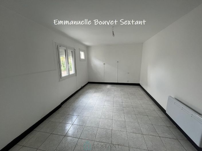 Image No.6-3 Bed Property for sale