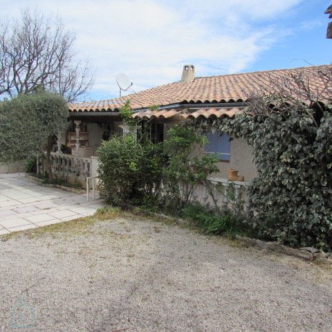 Image No.1-2 Bed Villa for sale