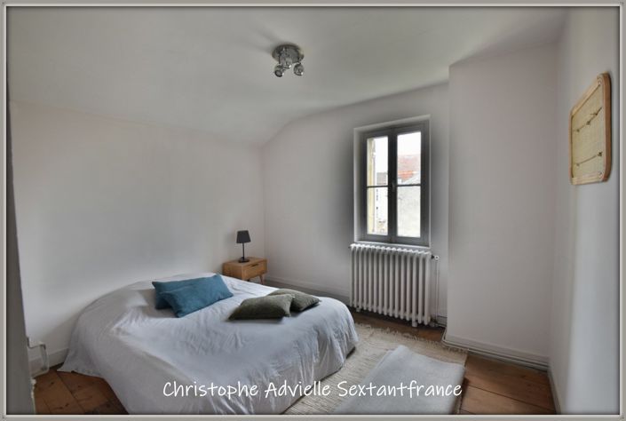 Image No.13-6 Bed Property for sale