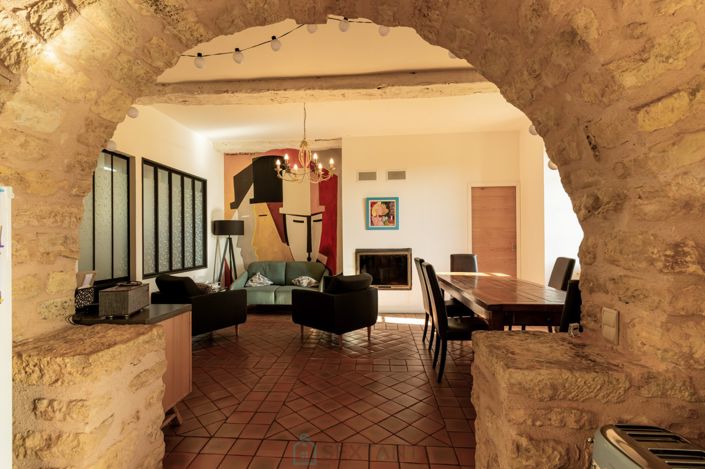 Image No.11-11 Bed Property for sale