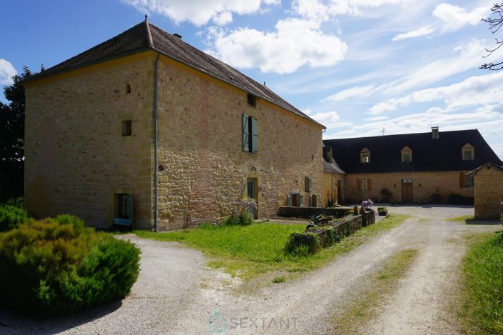 Image No.4-11 Bed Property for sale