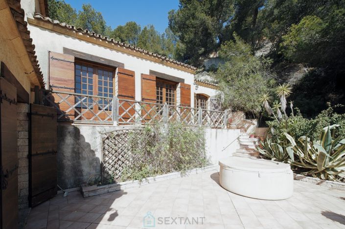 Image No.4-5 Bed Property for sale