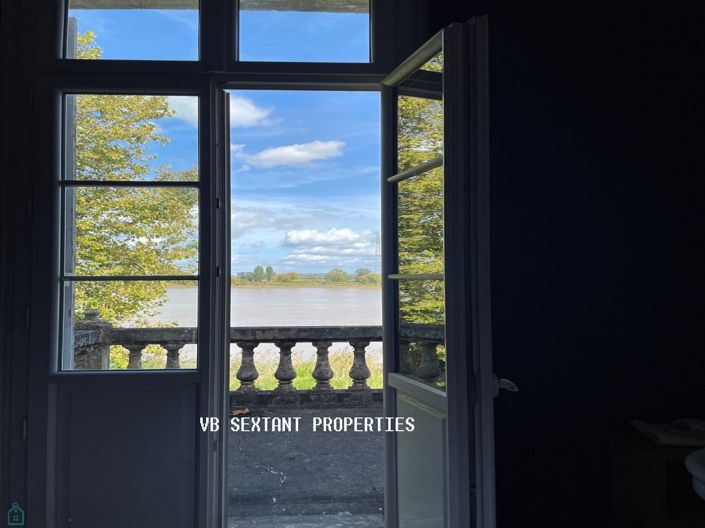 Image No.2-7 Bed Property for sale