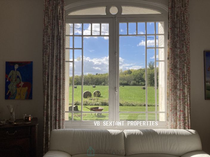 Image No.8-7 Bed Property for sale