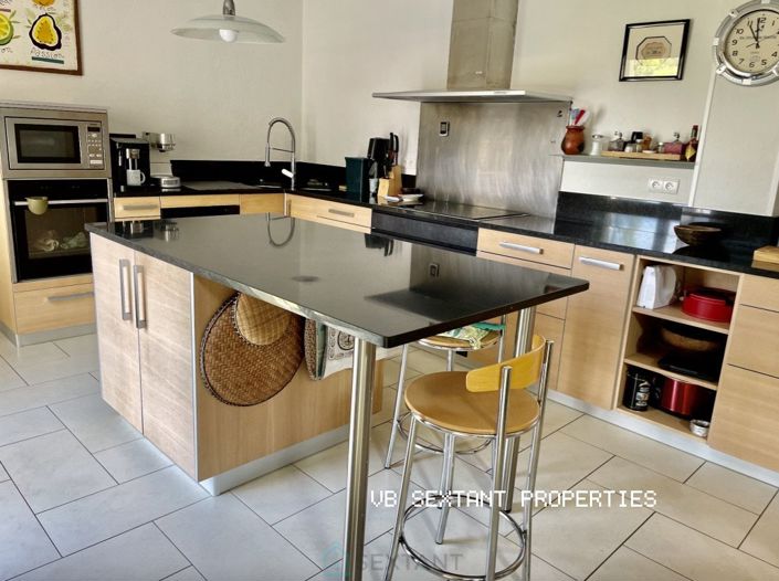 Image No.7-Propriété de 5 chambres à vendre à La Brède