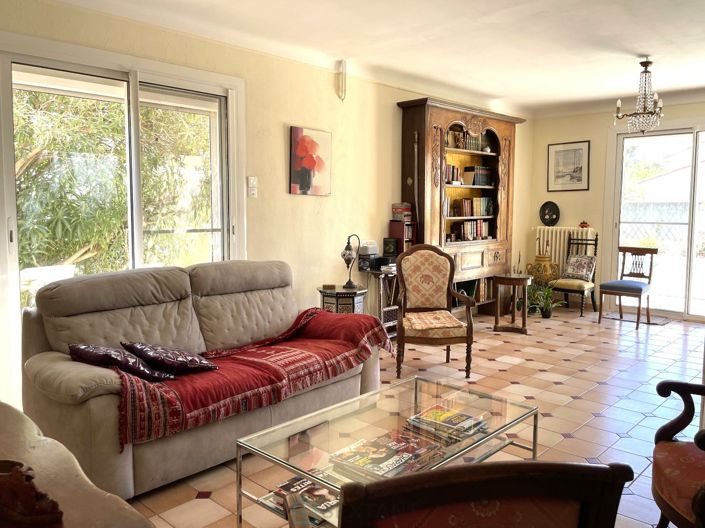 Image No.4-5 Bed Property for sale