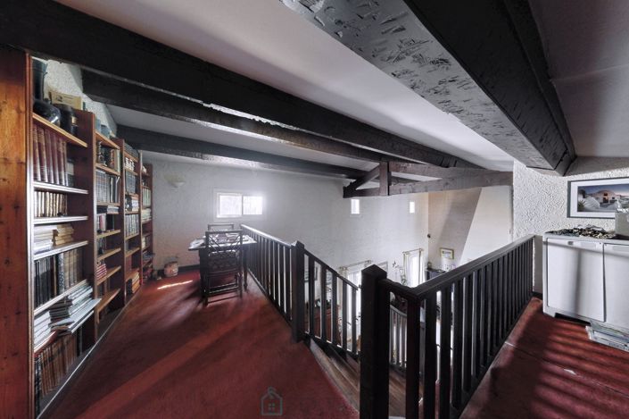 Image No.13-5 Bed Property for sale