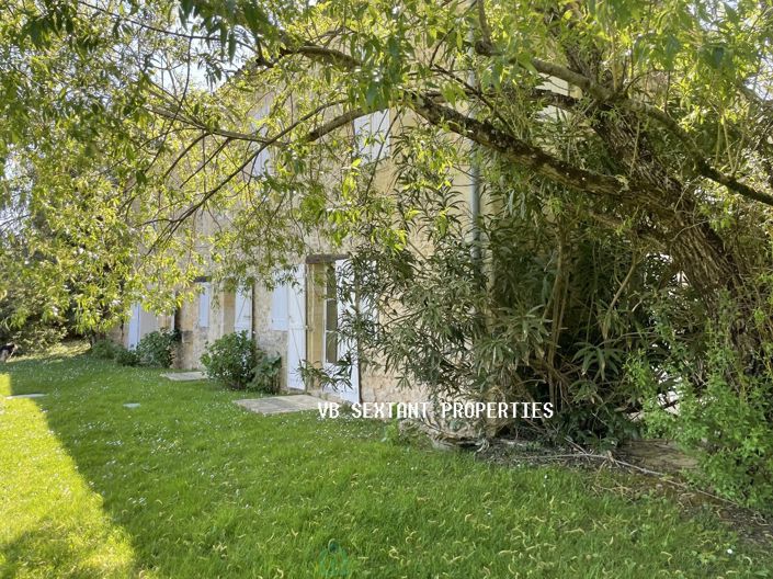 Image No.2-4 Bed Property for sale