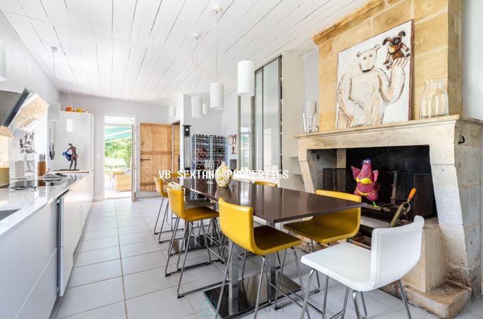 Image No.7-4 Bed Property for sale