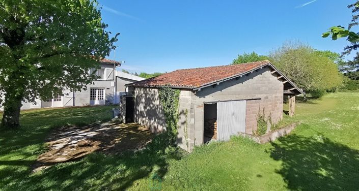 Image No.12-4 Bed Property for sale