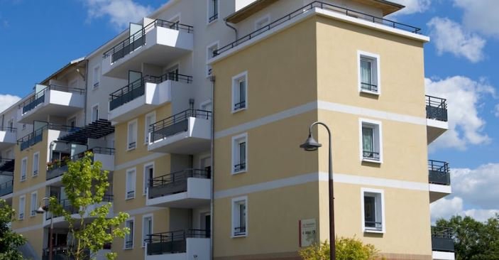 Image No.1-Propriété de 1 chambre à vendre à Lucé