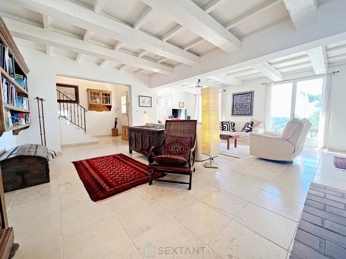 Image No.7-3 Bed Property for sale