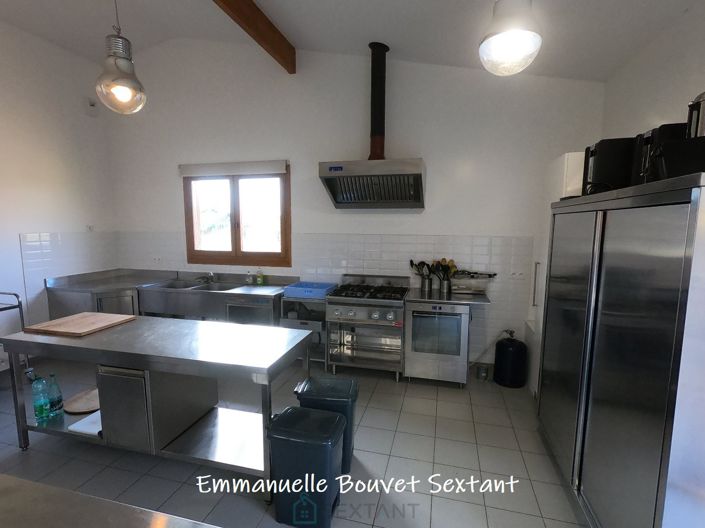 Image No.23-15 Bed Property for sale