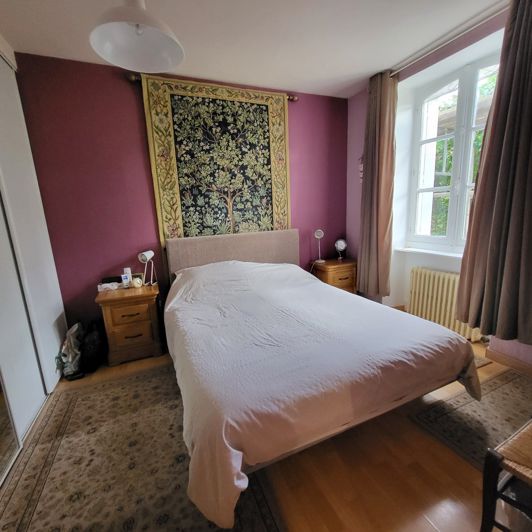 Image No.10-5 Bed Property for sale