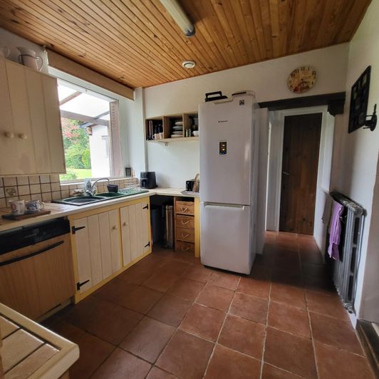 Image No.9-5 Bed Property for sale