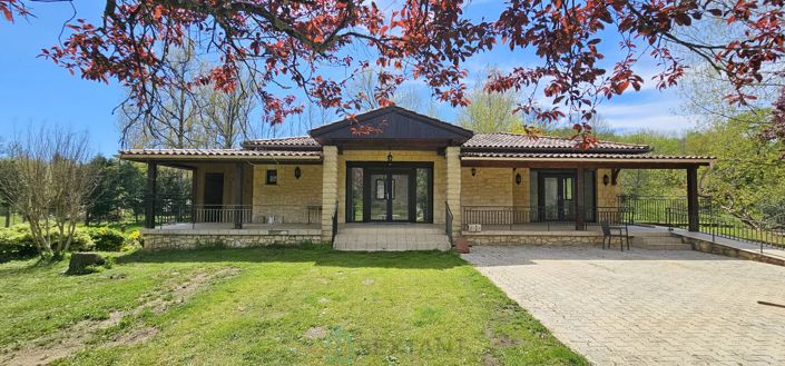 Image No.1-6 Bed House for sale