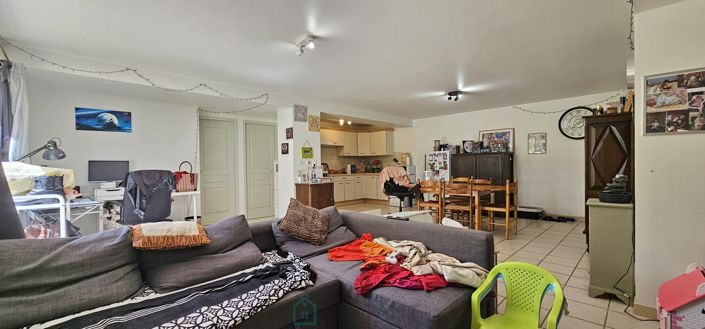 Image No.20-6 Bed House for sale