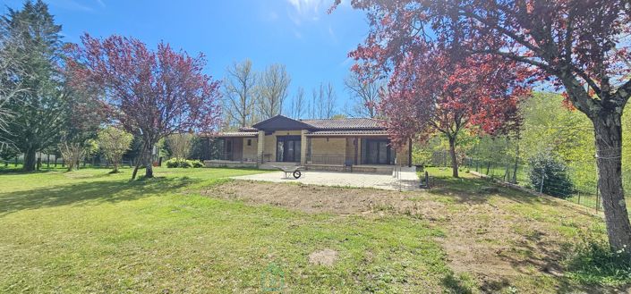 Image No.4-6 Bed House for sale