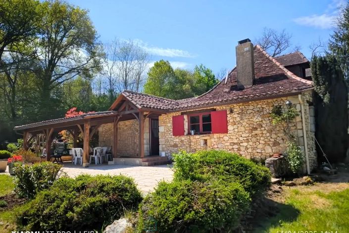 Image No.6-3 Bed Property for sale