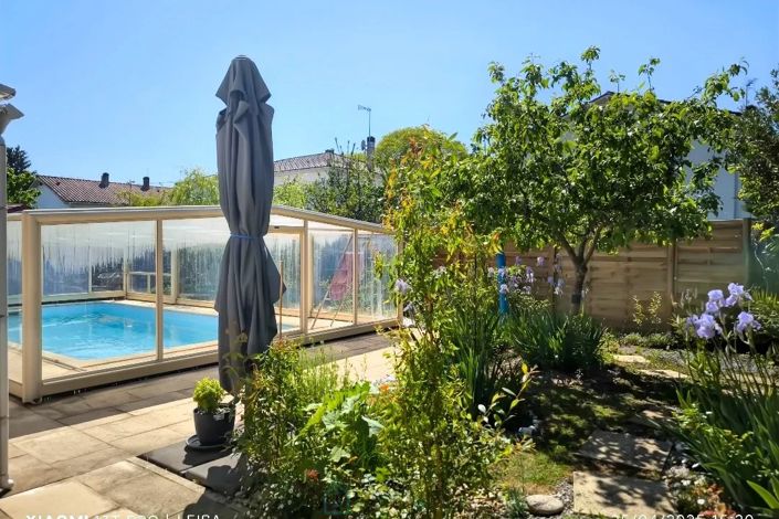 Image No.3-4 Bed House for sale