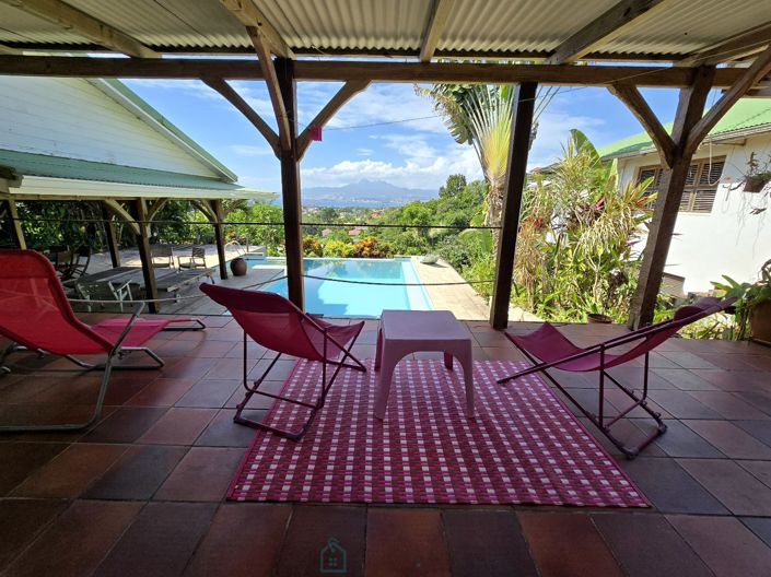 Image No.5-5 Bed Property for sale