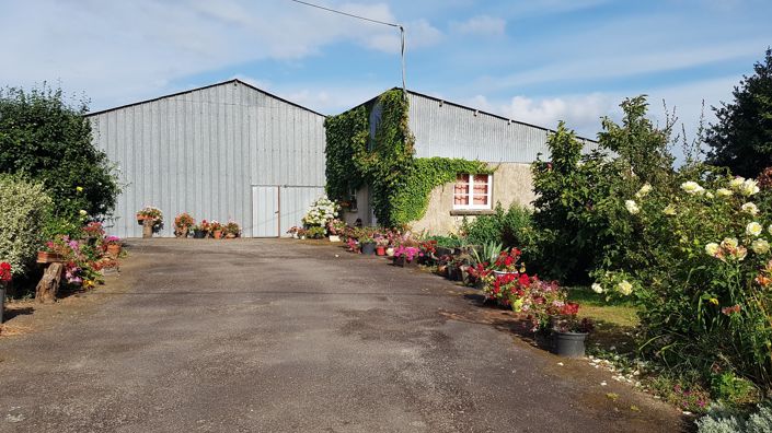 Image No.17-3 Bed Property for sale