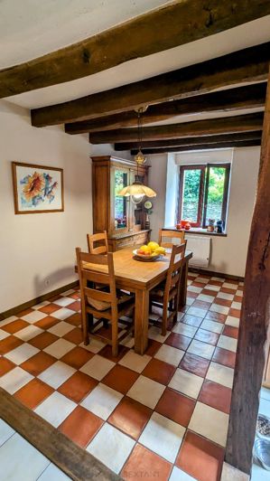 Image No.26-5 Bed Property for sale