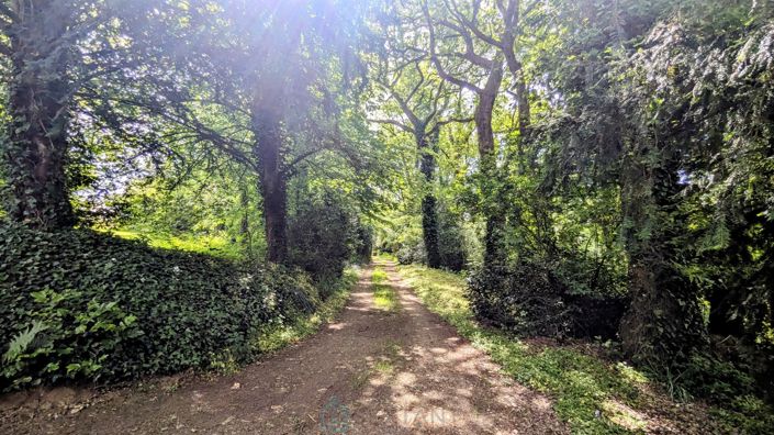 Image No.35-5 Bed Property for sale