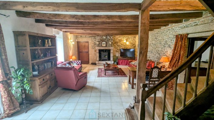 Image No.5-5 Bed Property for sale