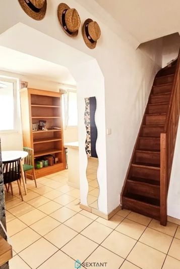 Image No.1-3 Bed House for sale