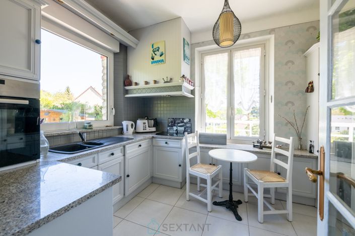 Image No.12-Maison de 4 chambres à vendre à France