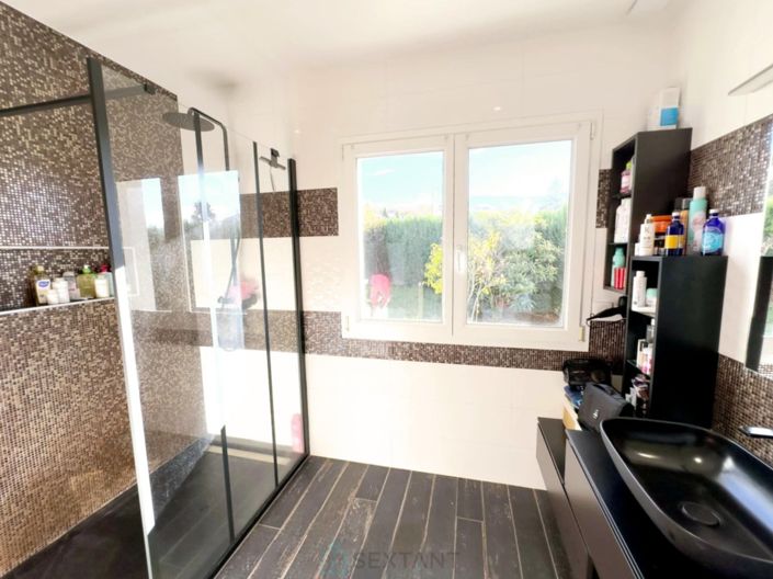 Image No.10-Villa de 3 chambres à vendre à Mirefleurs