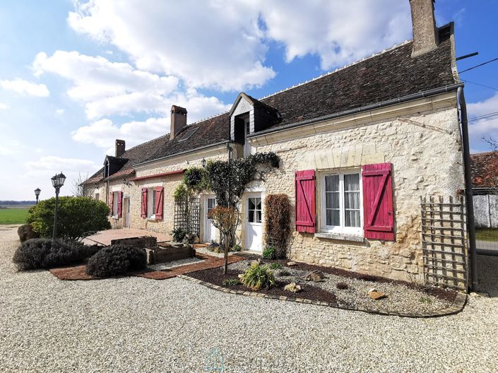 Image No.1-4 Bed Property for sale