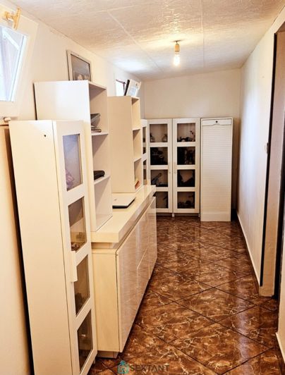 Image No.12-2 Bed House for sale