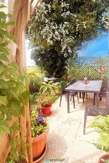 Image No.1-2 Bed House for sale