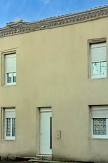 Image No.1-3 Bed Property for sale