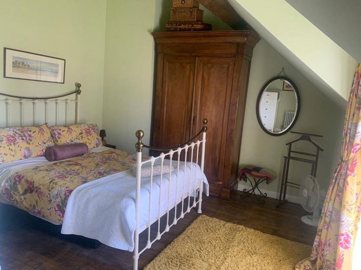 Image No.11-6 Bed Property for sale