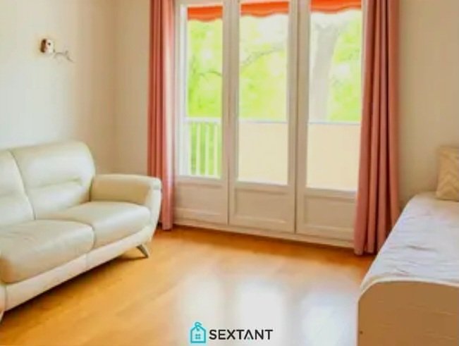 Image No.5-Propriété de 1 chambre à vendre à France