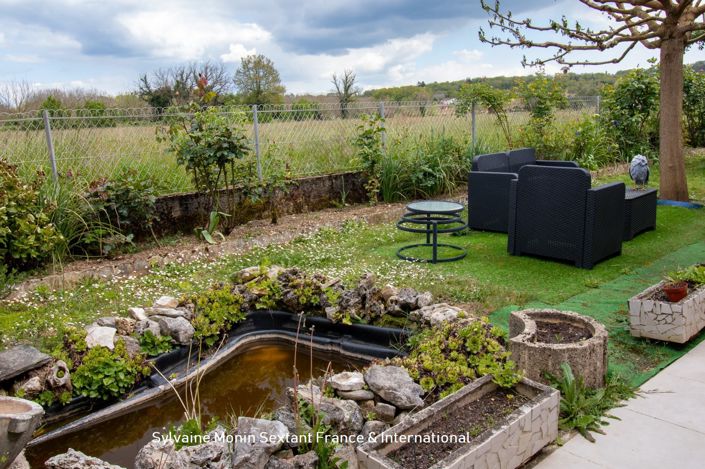 Image No.5-3 Bed Property for sale