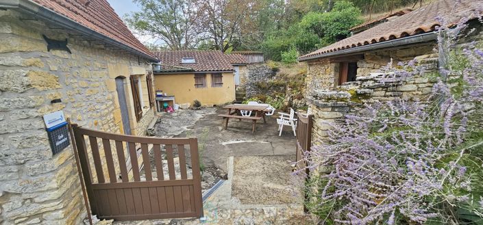 Image No.8-3 Bed House for sale