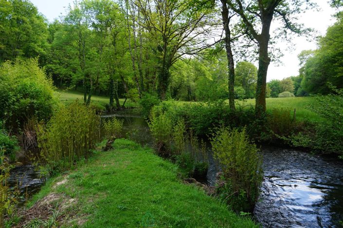 Image No.14-15 Bed Property for sale