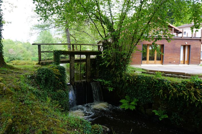 Image No.18-15 Bed Property for sale