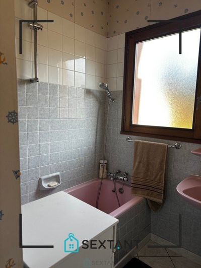 Image No.5-Propriété de 4 chambres à vendre à Le Grand-Quevilly