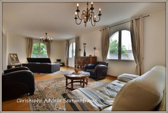 Image No.1-Propriété de 3 chambres à vendre à Yvrac