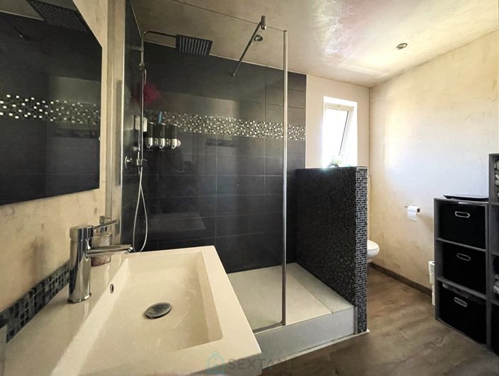 Image No.22-4 Bed Villa for sale